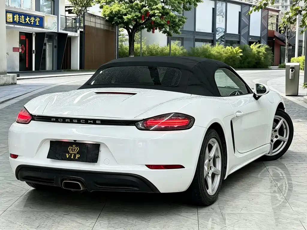 Porsche 718 2016 Boxster 2.0T