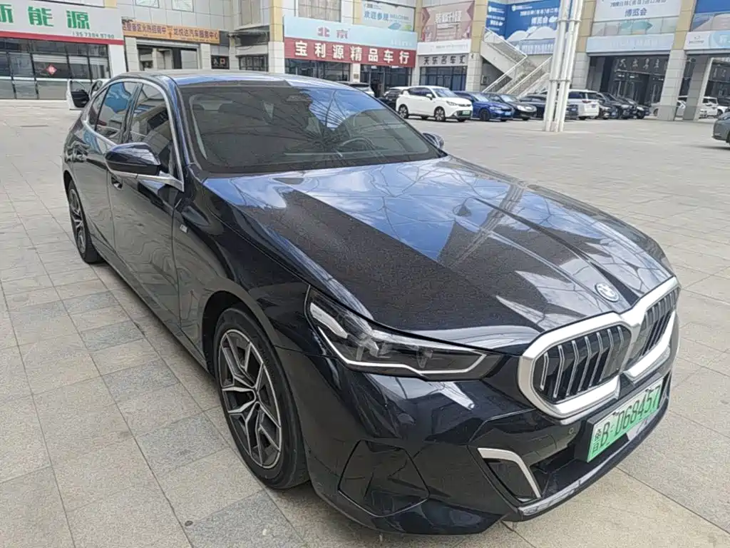 BMW i5 — миниатюра 4