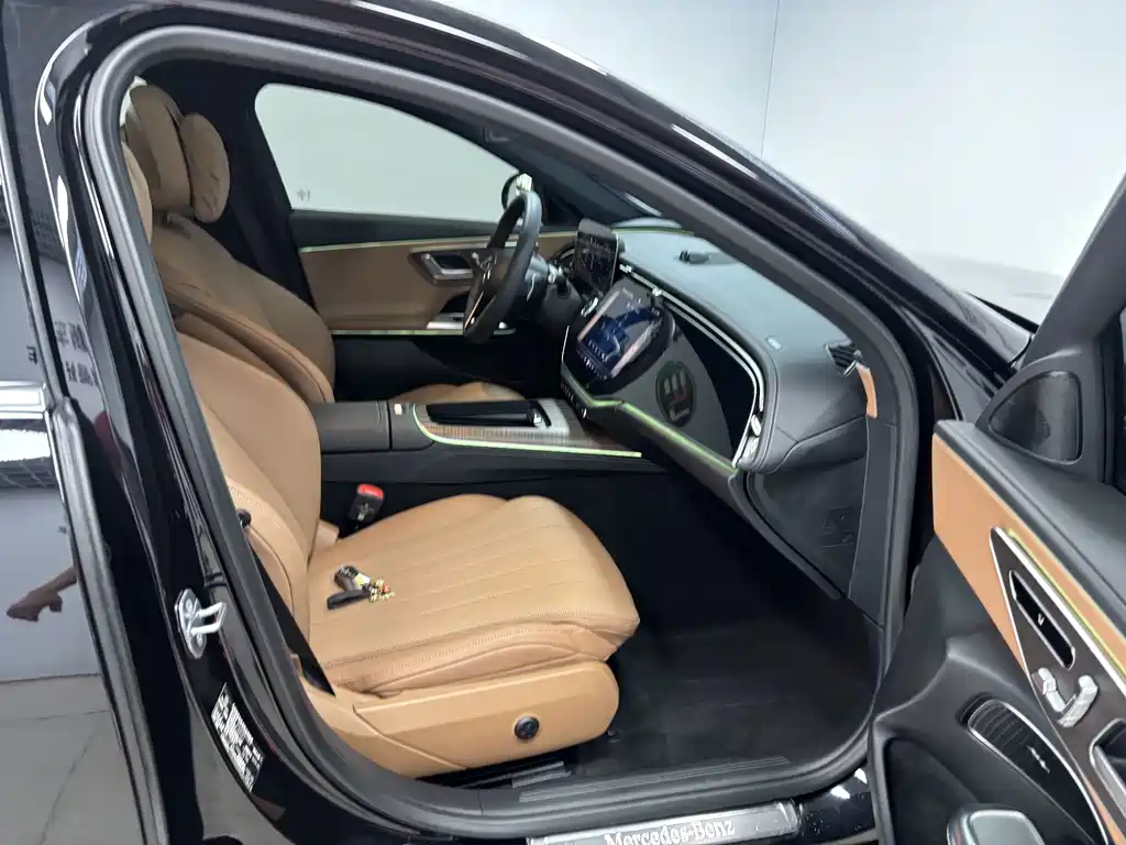 Mercedes-Benz E-Class New Energy — миниатюра 25