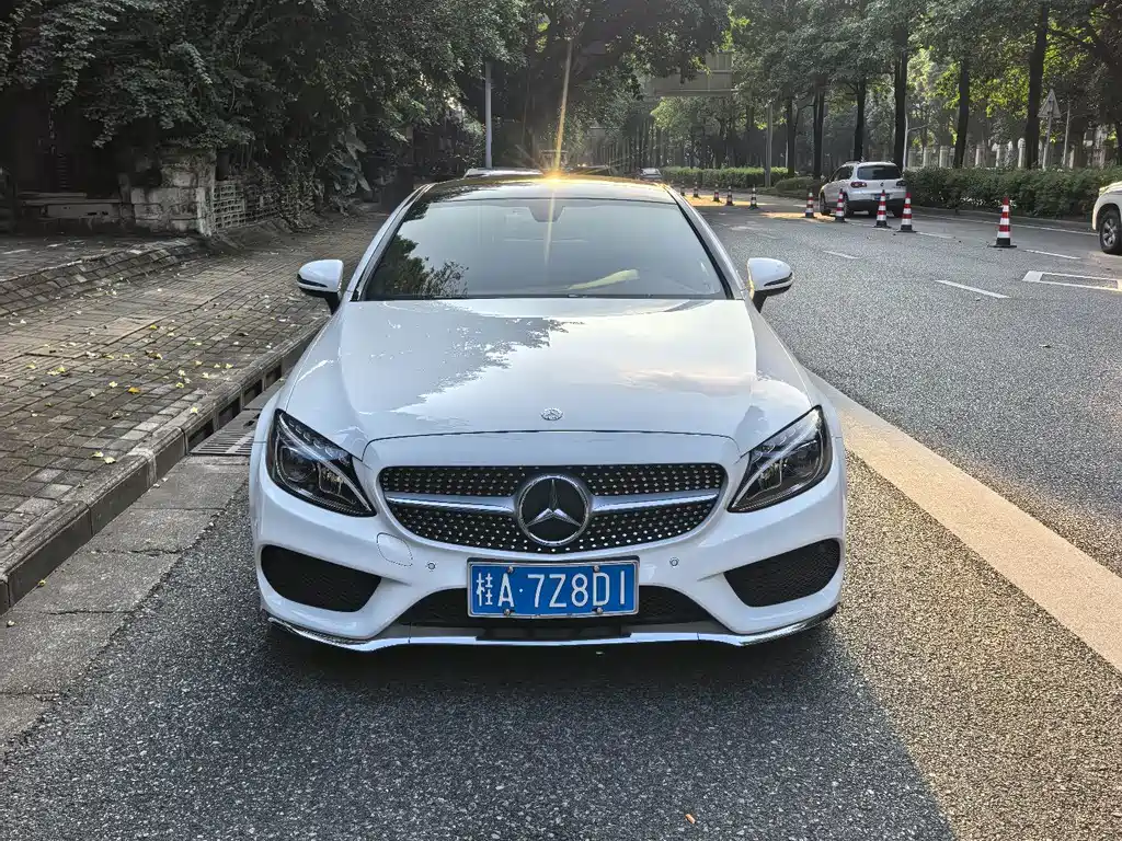 Mercedes-Benz C-Class (Import) — миниатюра 3
