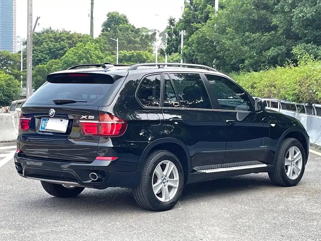 BMW X5 (Import) — миниатюра 3
