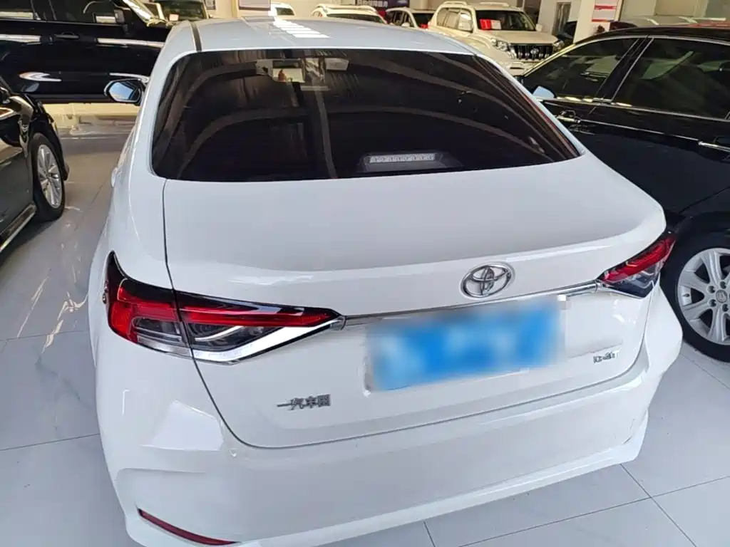 Toyota Corolla — миниатюра 6