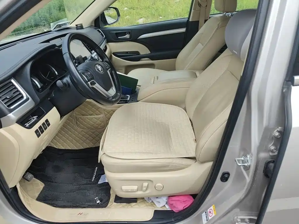 Toyota Highlander 2018 2.0T Luxury 7 мест VI