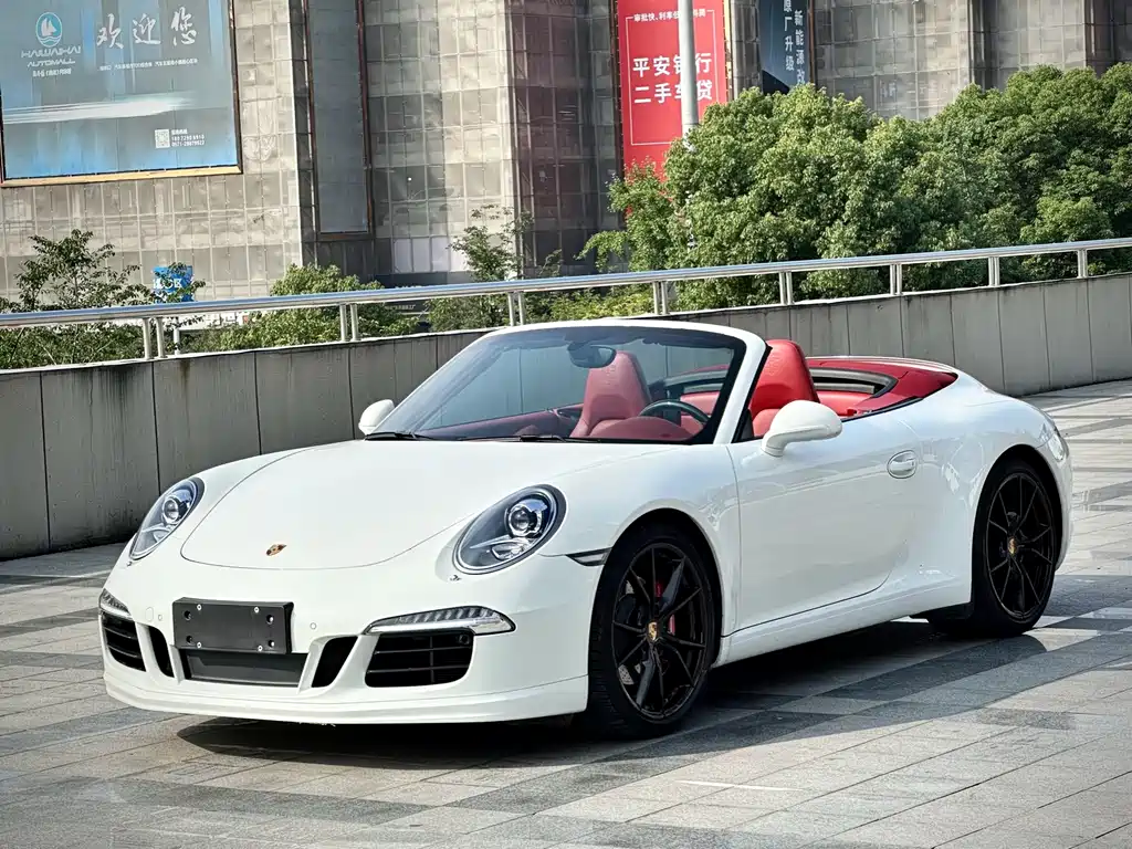 Porsche 911