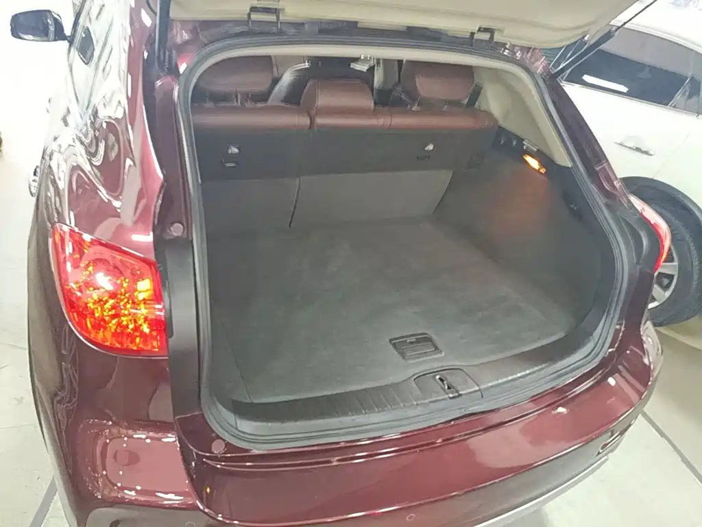 Infiniti QX50 — миниатюра 19