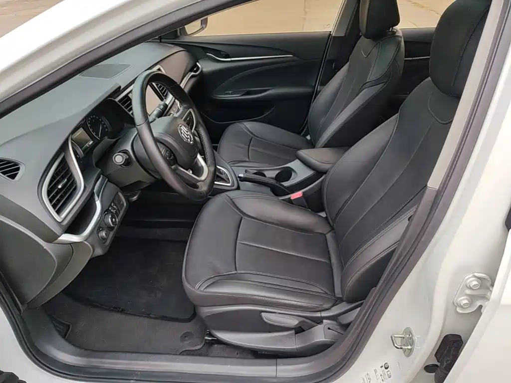 Buick Excelle — миниатюра 15