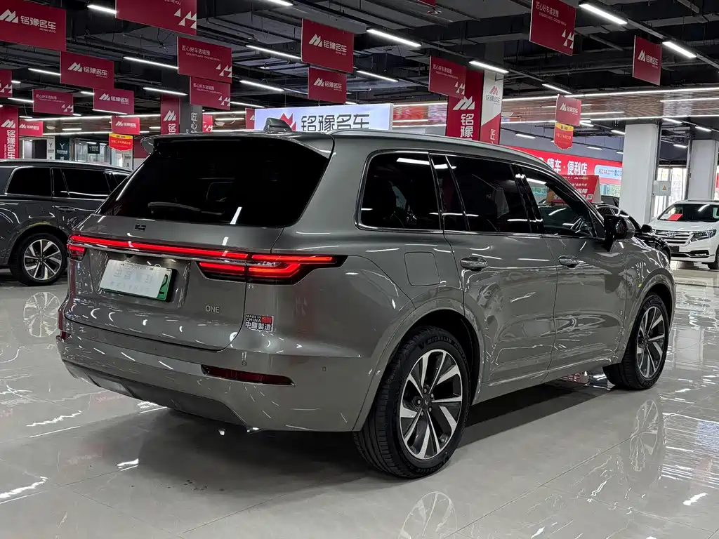 Li Auto Li ONE — миниатюра 10