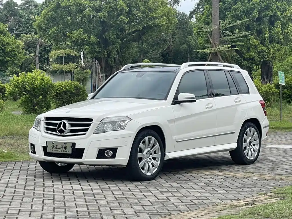 Mercedes-Benz GLK-Class (Import) 2010