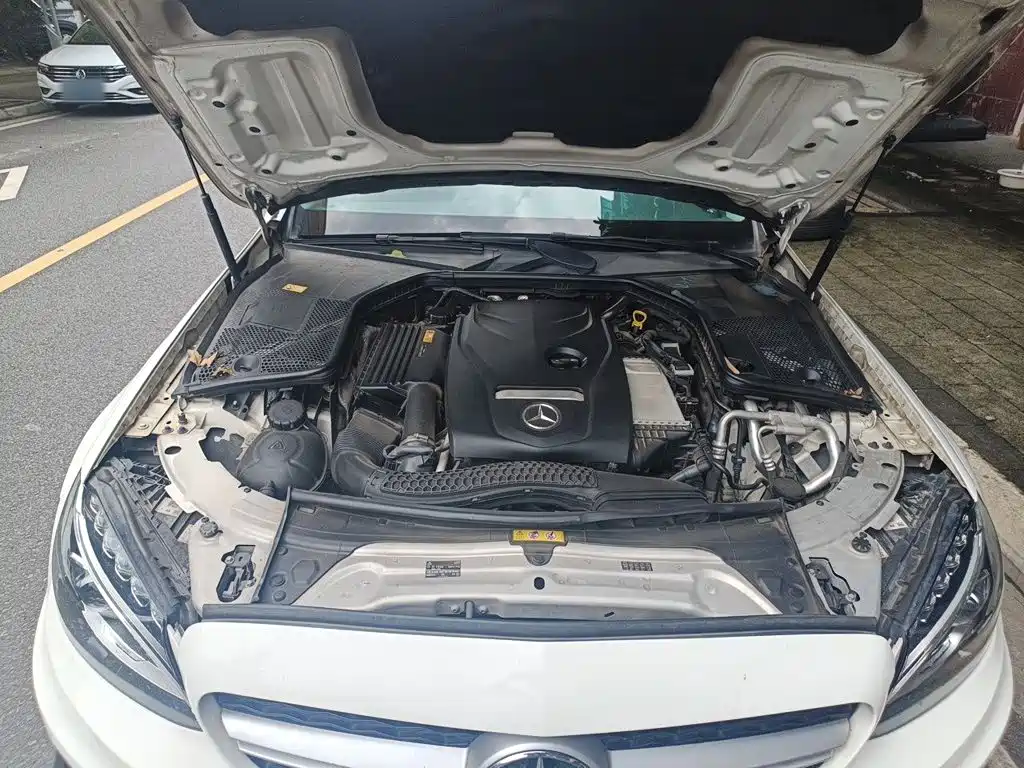 Mercedes-Benz C-Class — миниатюра 21