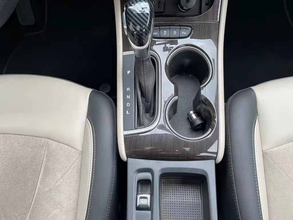 Buick Verano — миниатюра 18