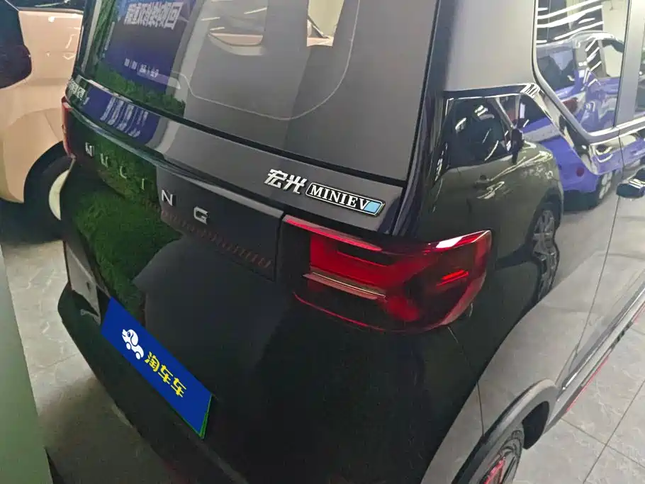 Wuling MINIEV — миниатюра 3