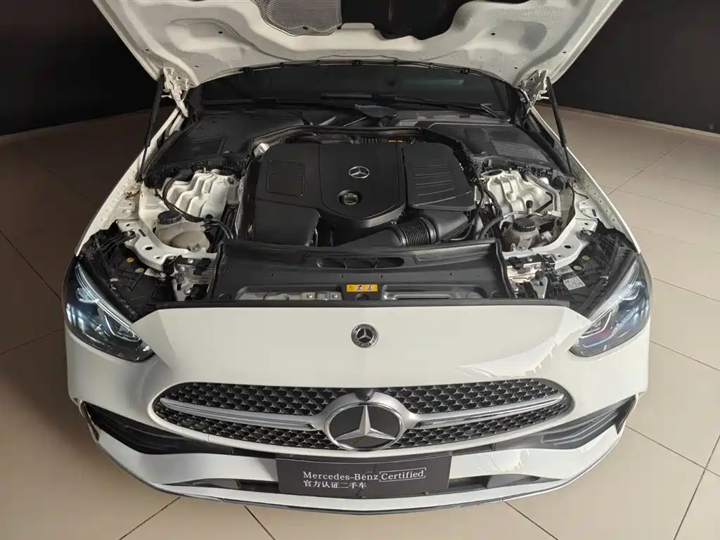 Mercedes-Benz C-Class — миниатюра 7