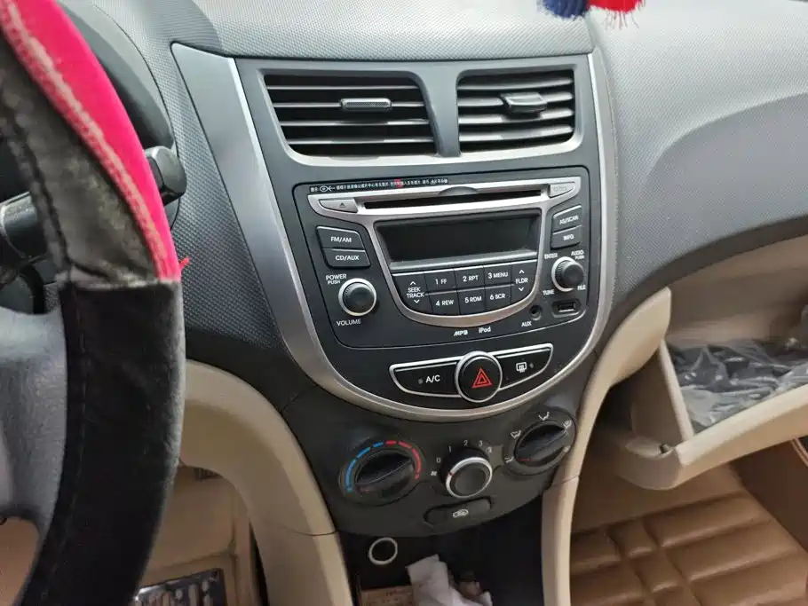 Hyundai Verna — миниатюра 13