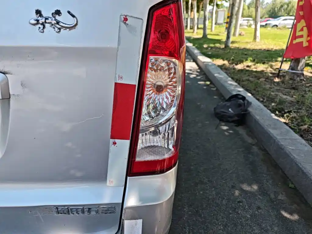 Wuling Rongguang — миниатюра 8