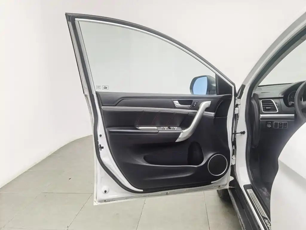 Haval M6 — миниатюра 8