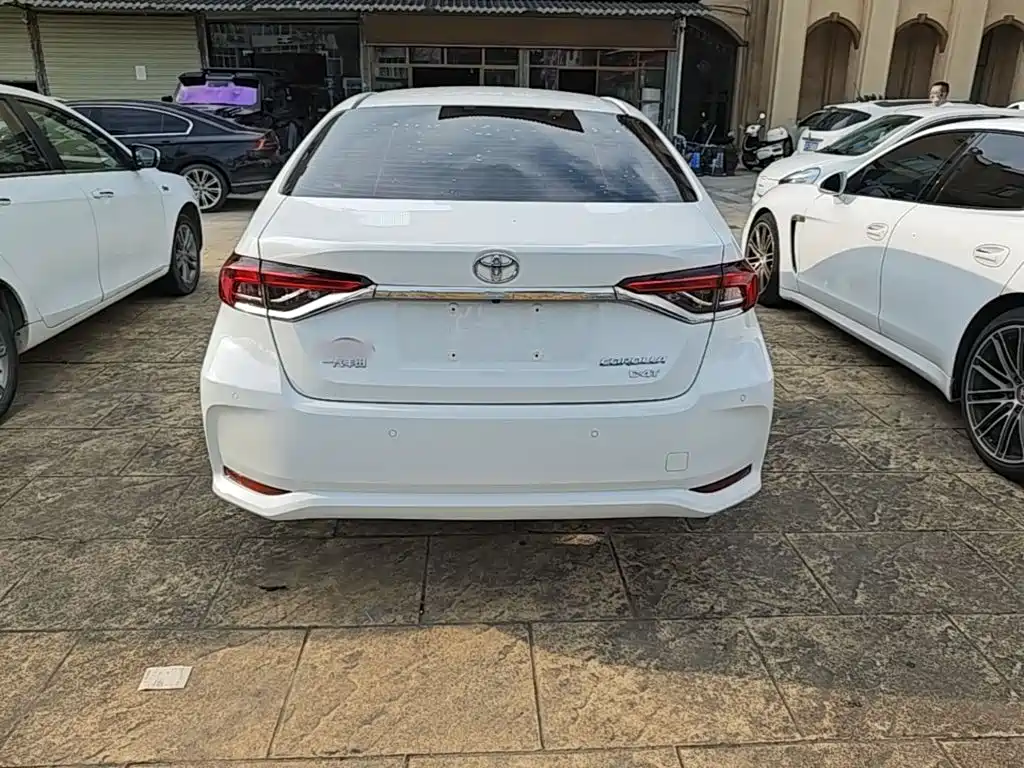 Toyota Corolla — миниатюра 6