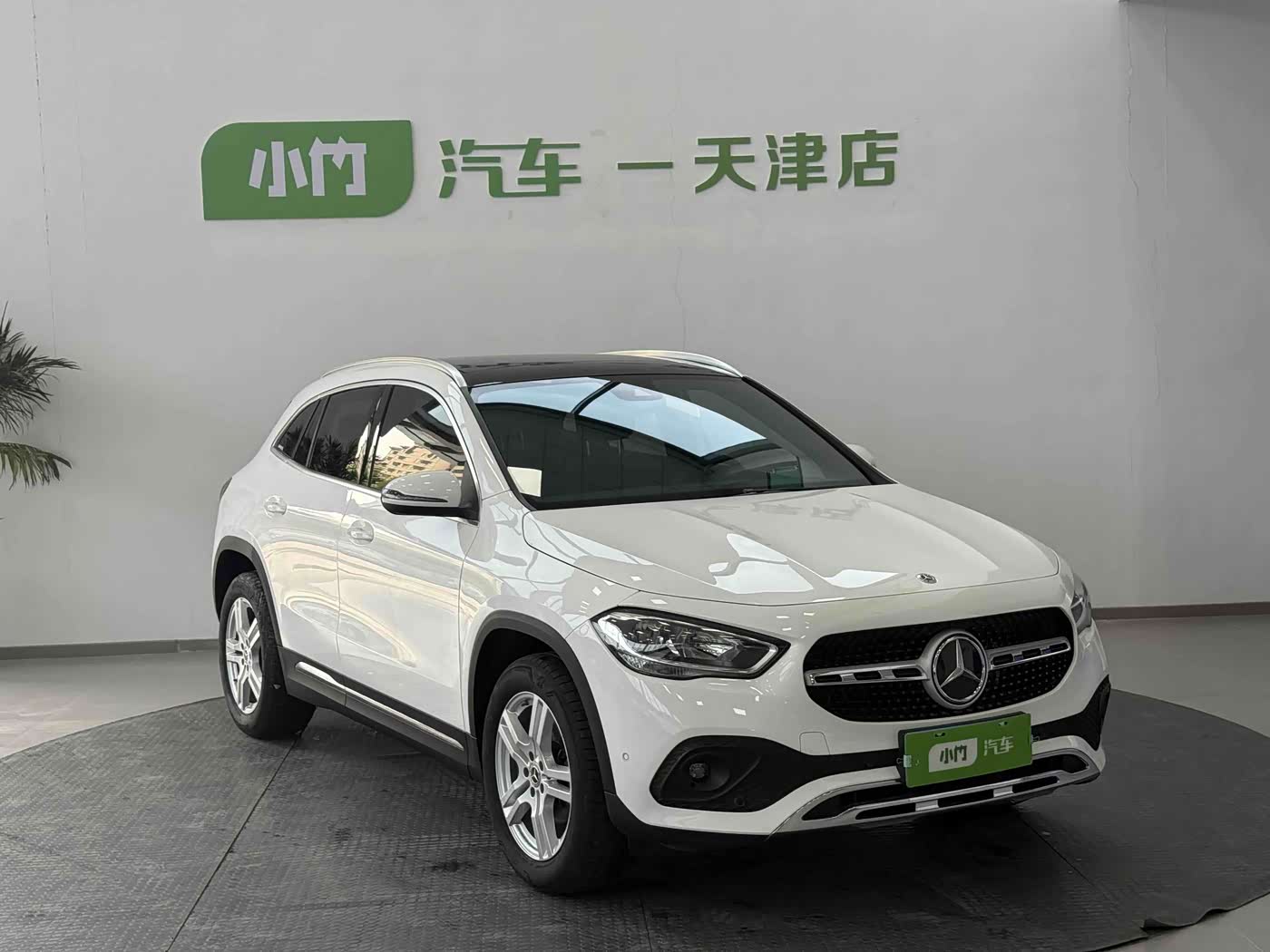 Mercedes-Benz GLA 1.3 л 2022 г. Белый, пробег 39400 км
