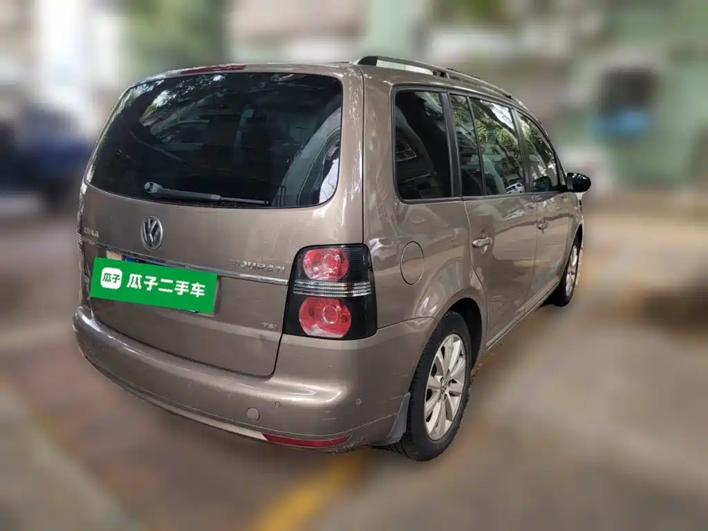 Volkswagen Touran — миниатюра 4