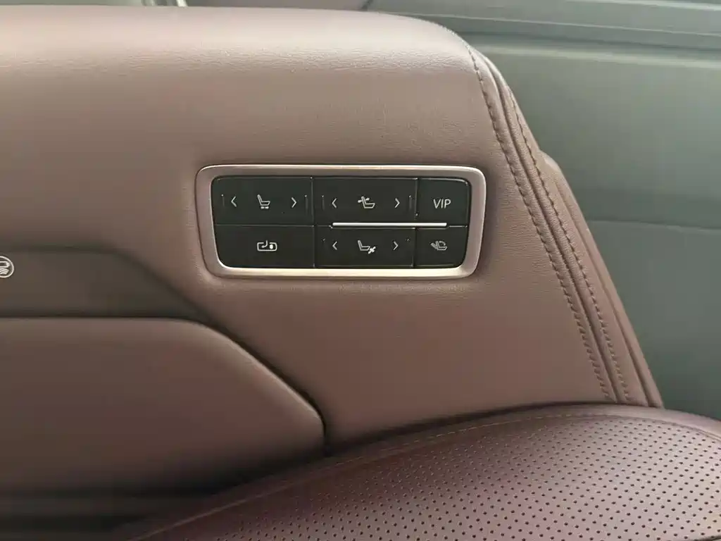 Buick Century — миниатюра 13