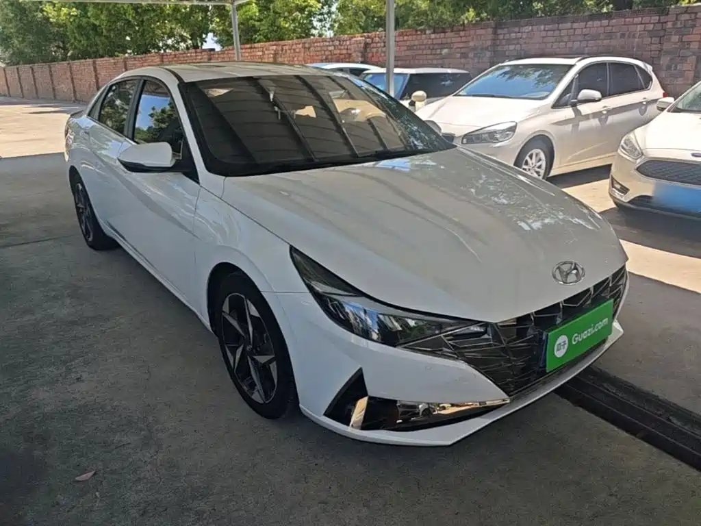 Hyundai Elantra — миниатюра 4