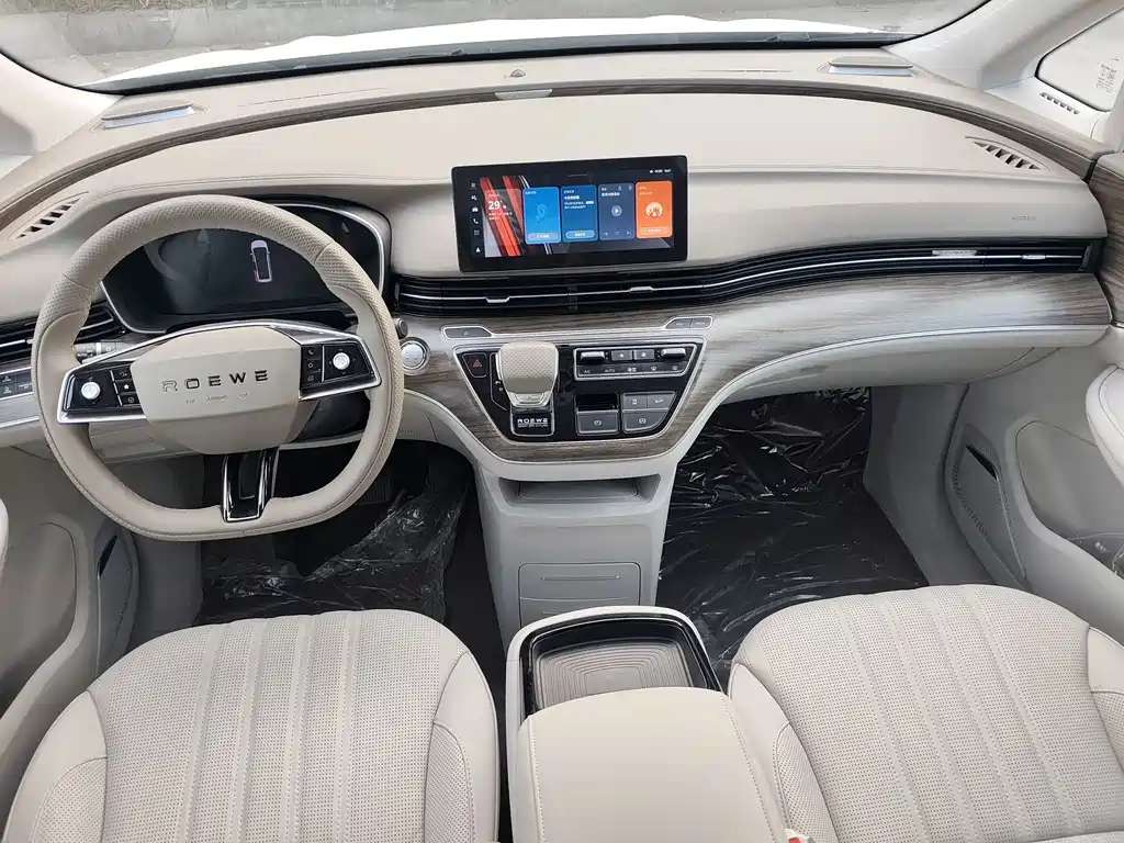 Roewe iMAX8 New Energy — миниатюра 10