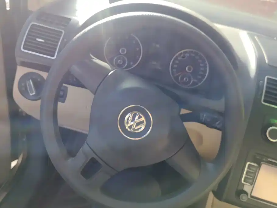Volkswagen Touran — миниатюра 15