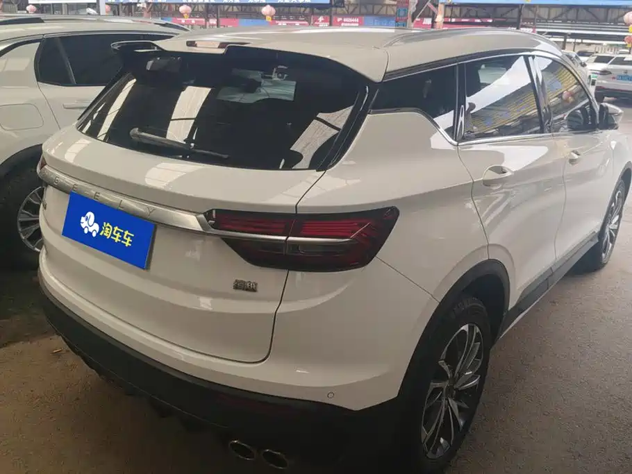Geely Binyue — миниатюра 3