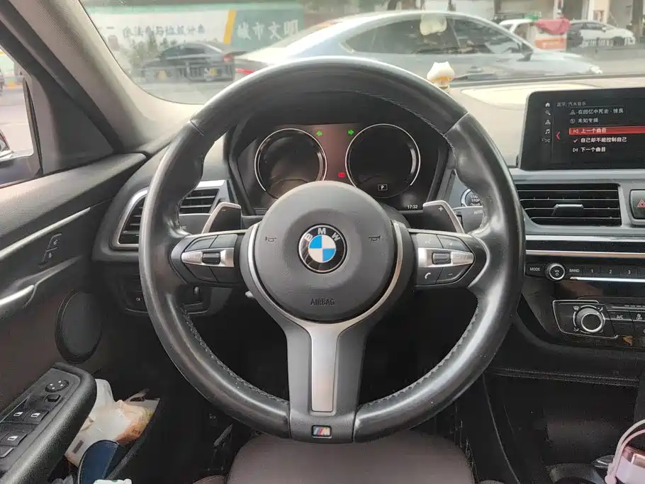 BMW 1 Series — миниатюра 15