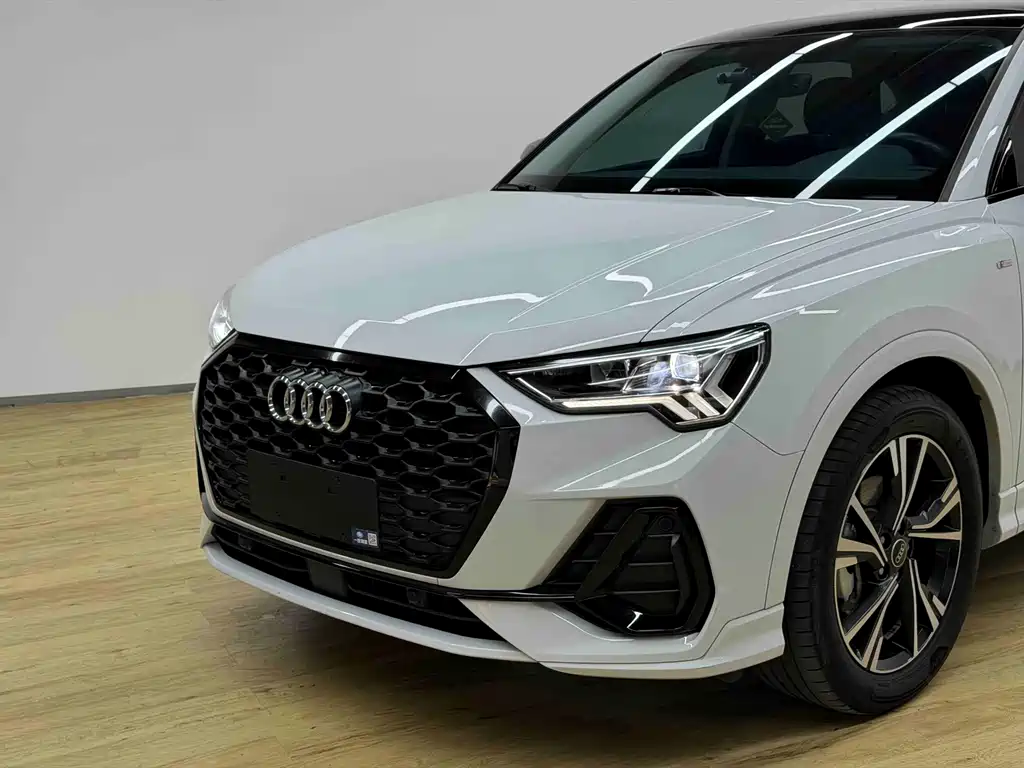Audi Q3 Sportback — миниатюра 4