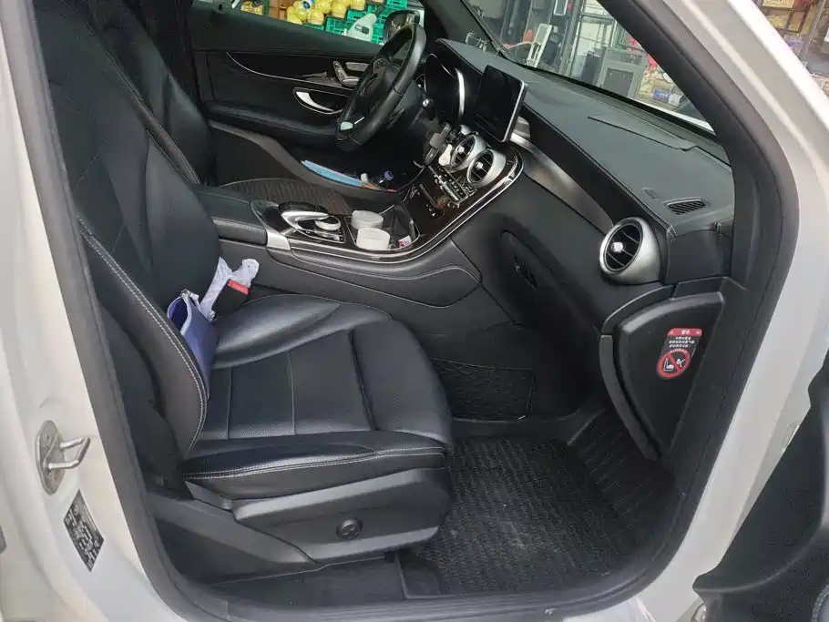 Mercedes-Benz GLC — миниатюра 8