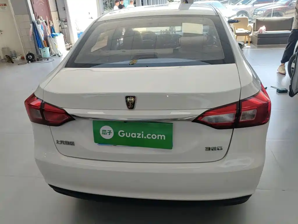 Roewe 360 — миниатюра 6