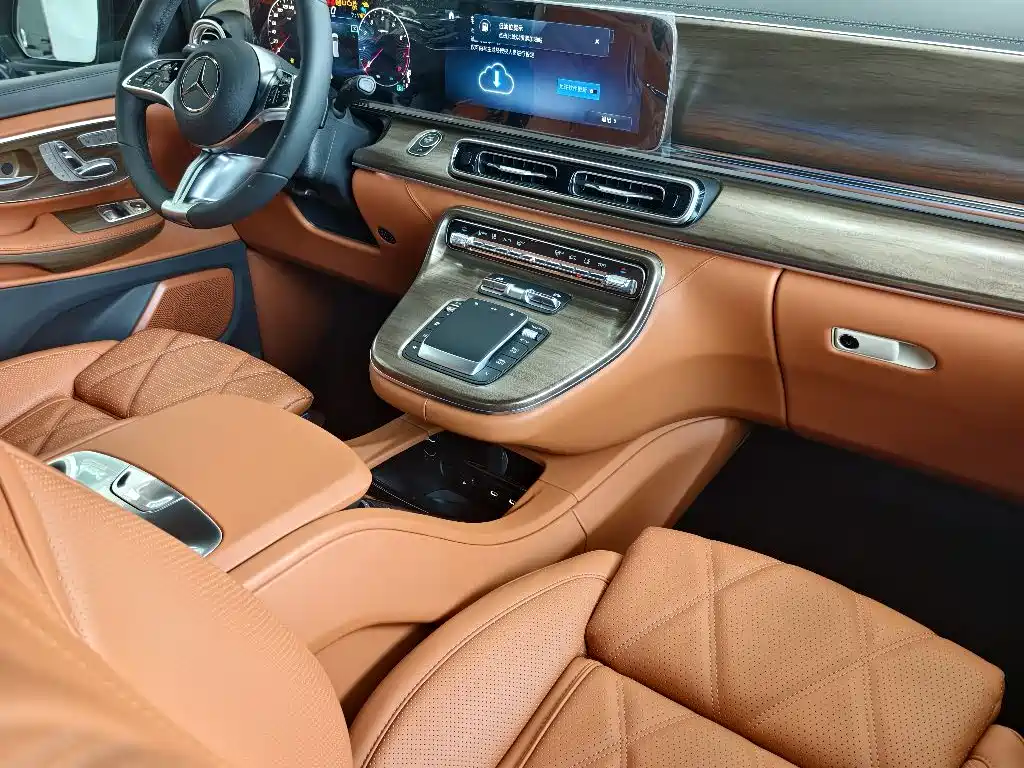 Mercedes-Benz V-Class V 2024 V 300 L Luxury