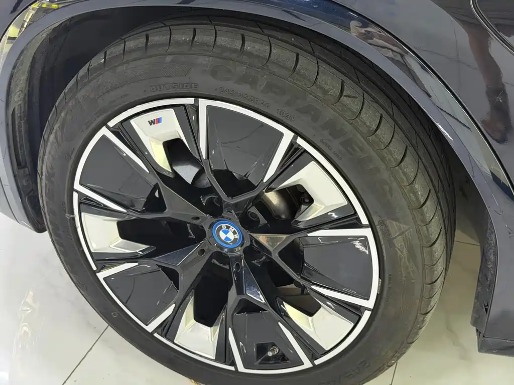 BMW iX3 — миниатюра 23