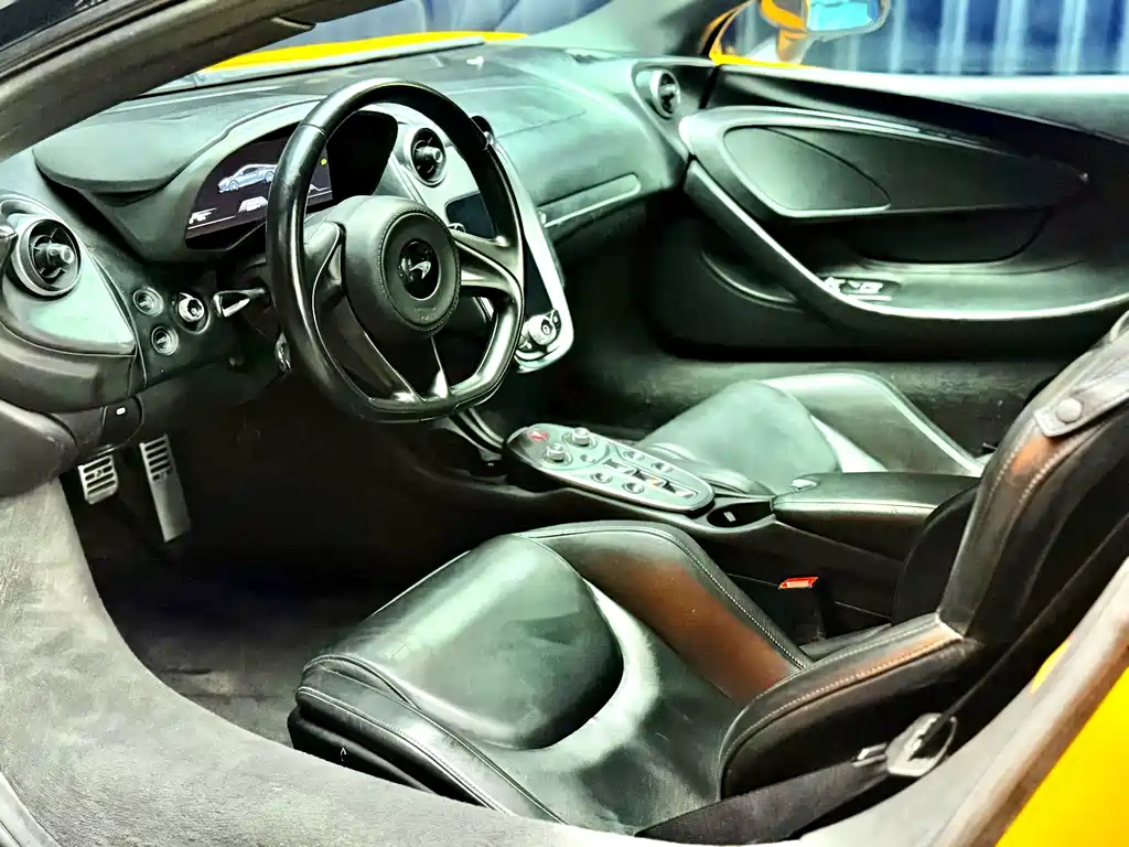 McLaren GT — миниатюра 13
