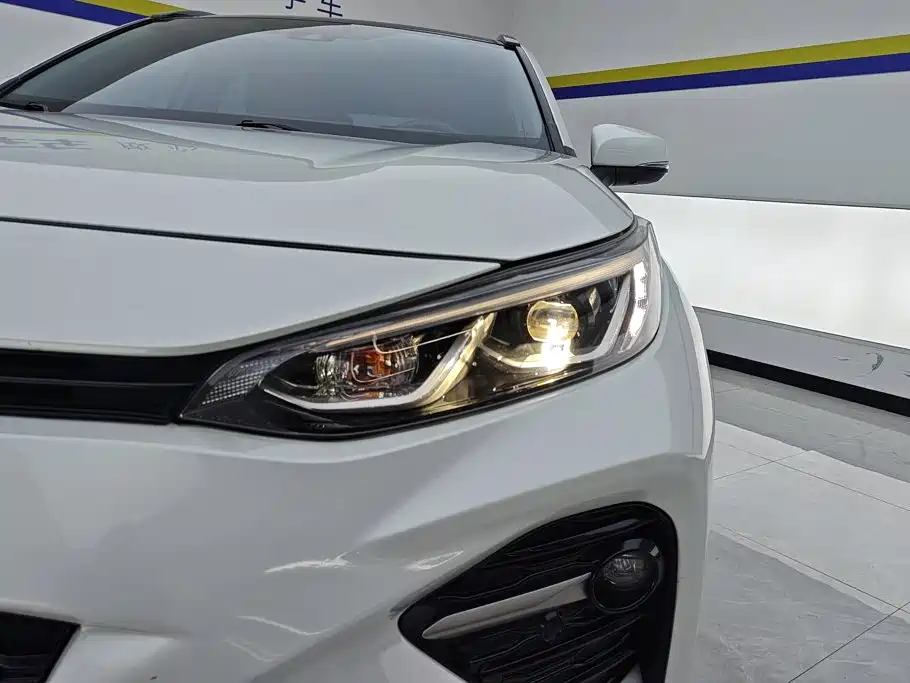 Toyota Wildlander — миниатюра 5