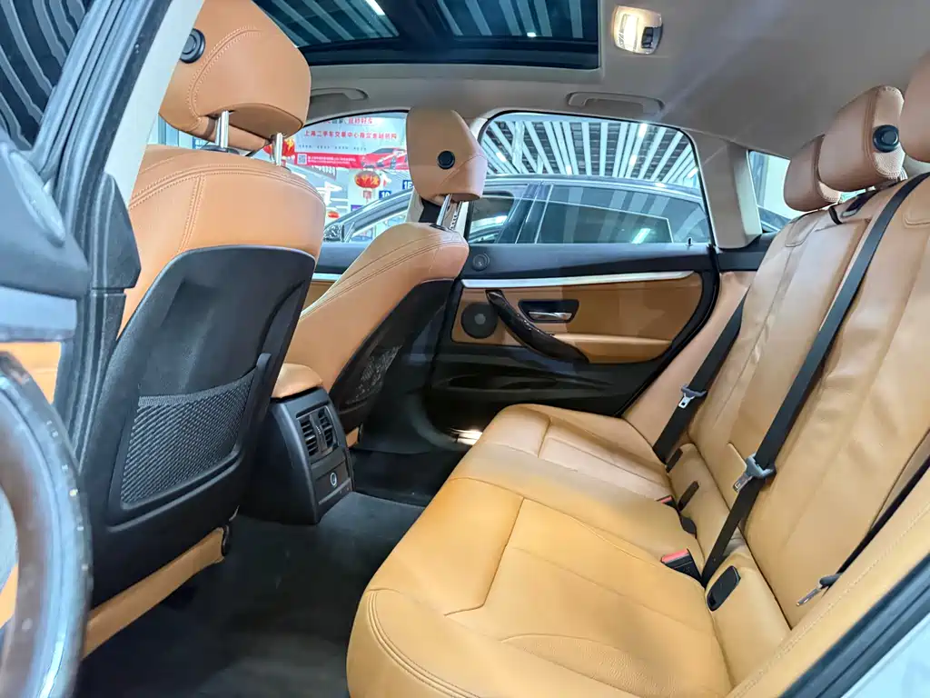 BMW 3 Series GT — миниатюра 8