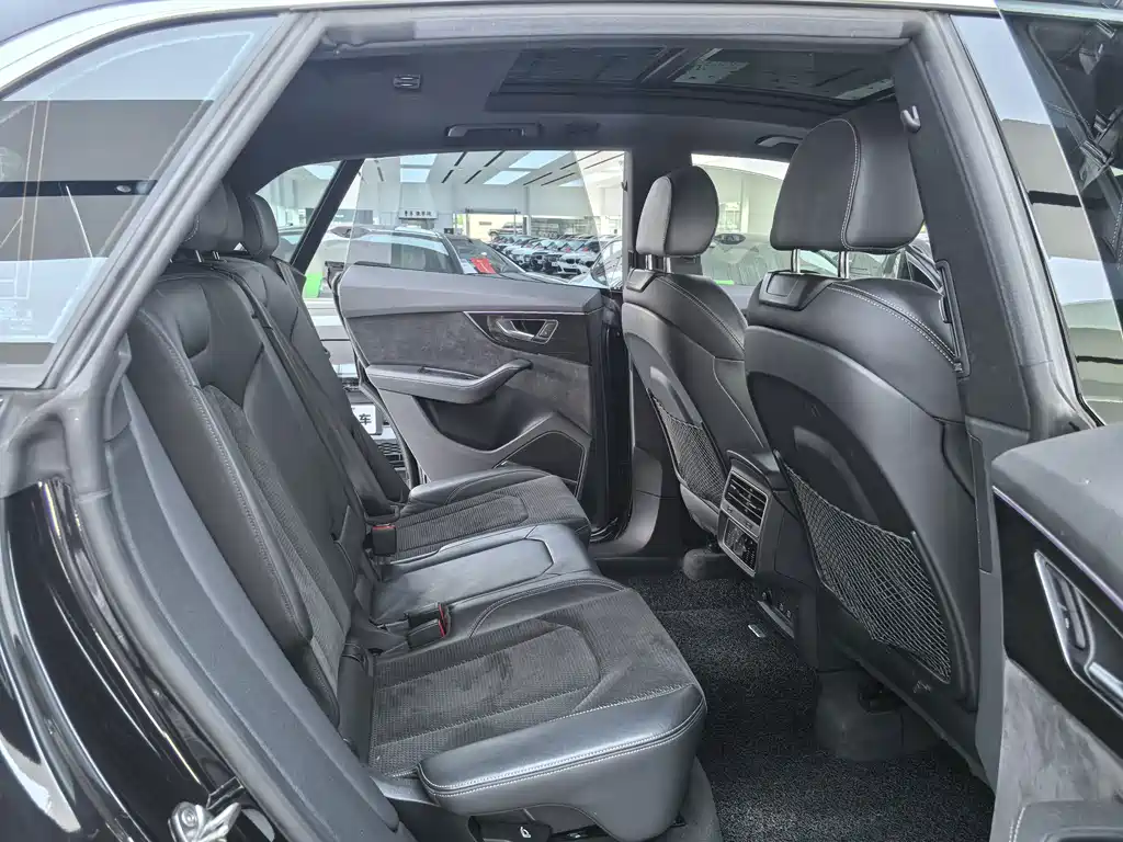 Audi Q8 — миниатюра 11