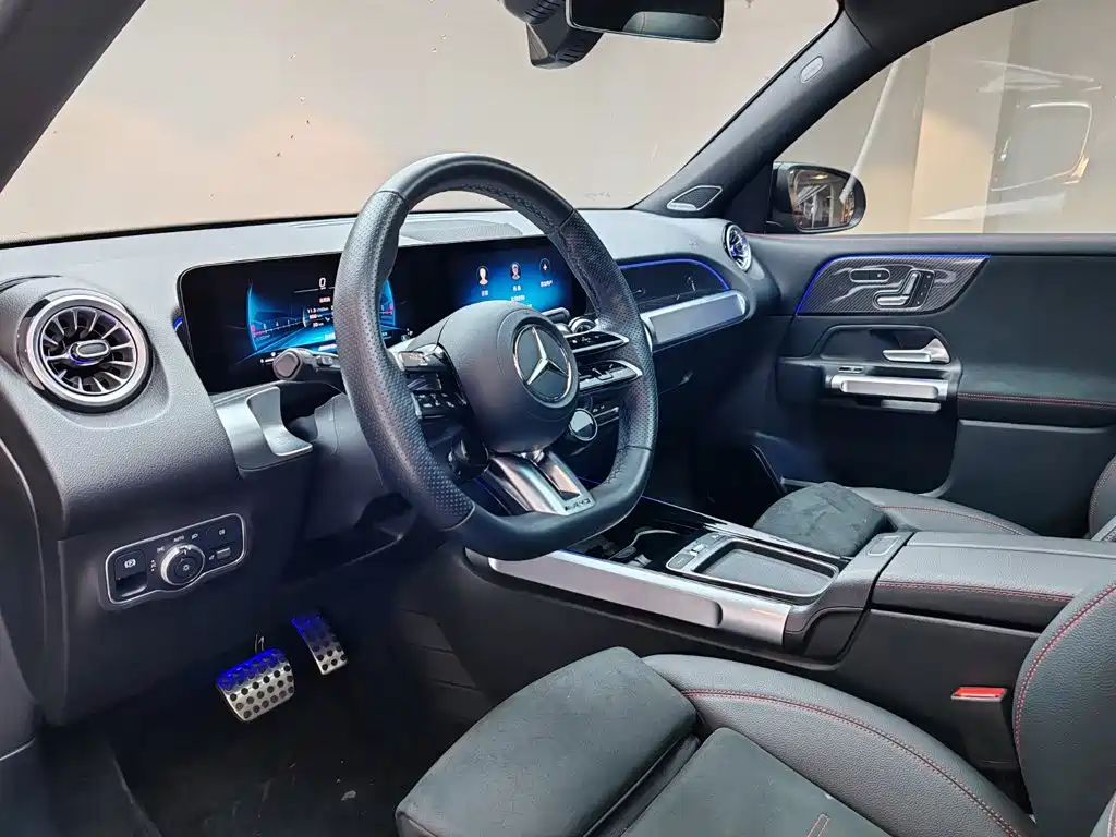 Mercedes-Benz GLB AMG — миниатюра 7