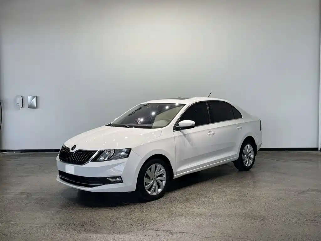 Skoda Rapid — миниатюра 2