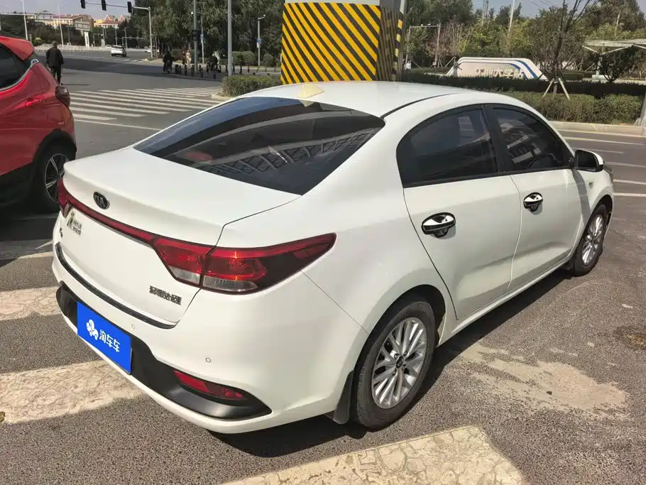 Kia K2 — миниатюра 3
