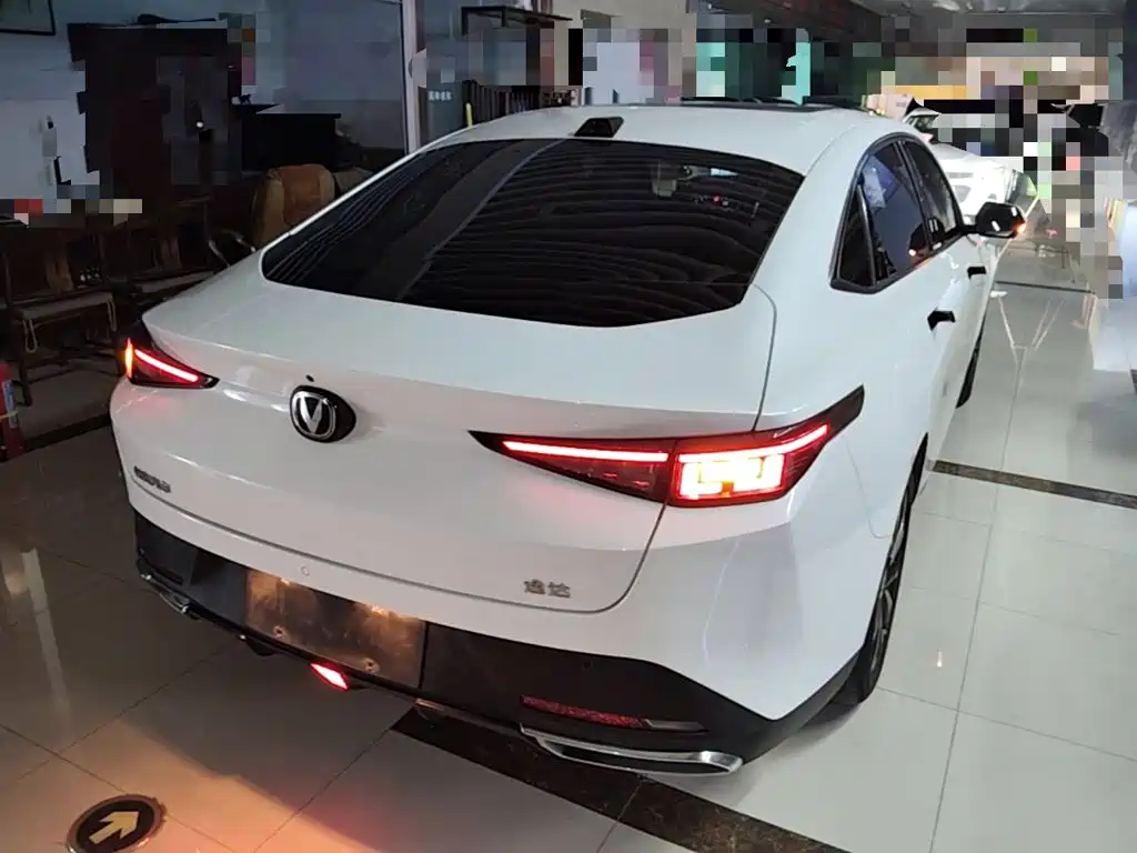 Changan Yida — миниатюра 7