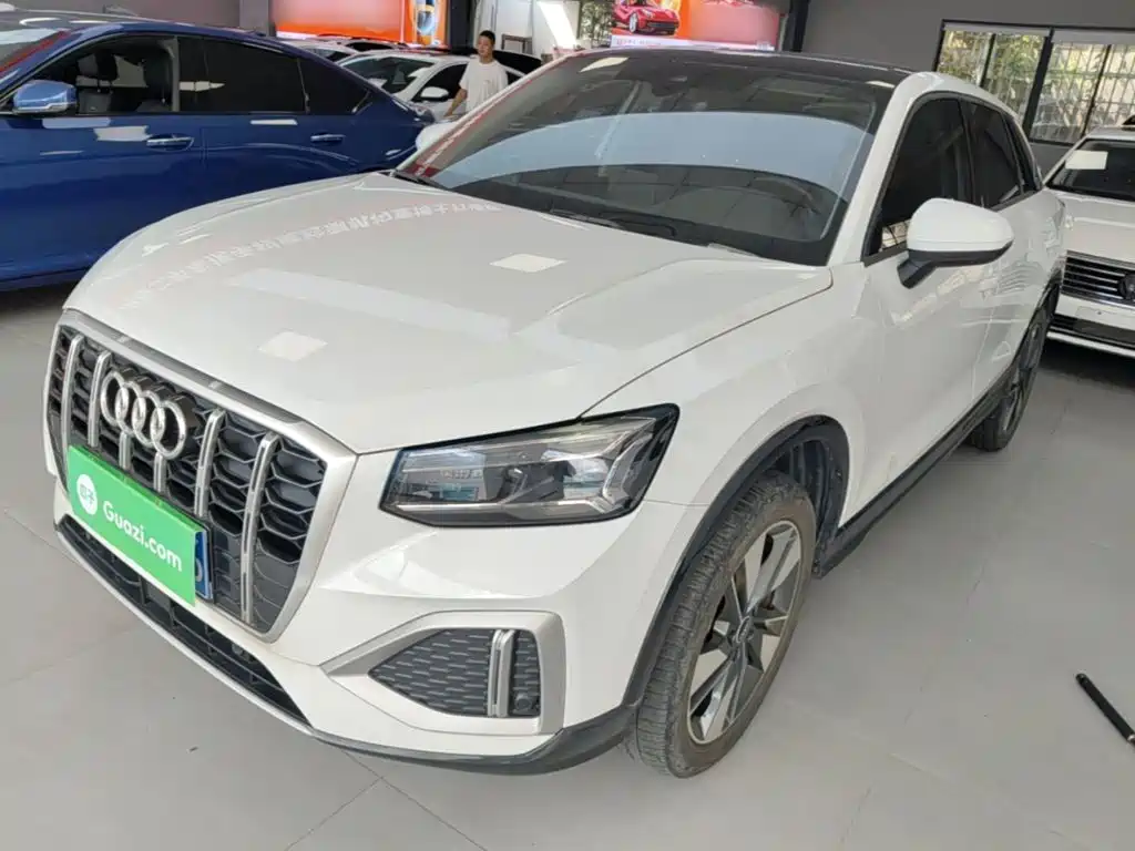 Audi Q2L — миниатюра 2