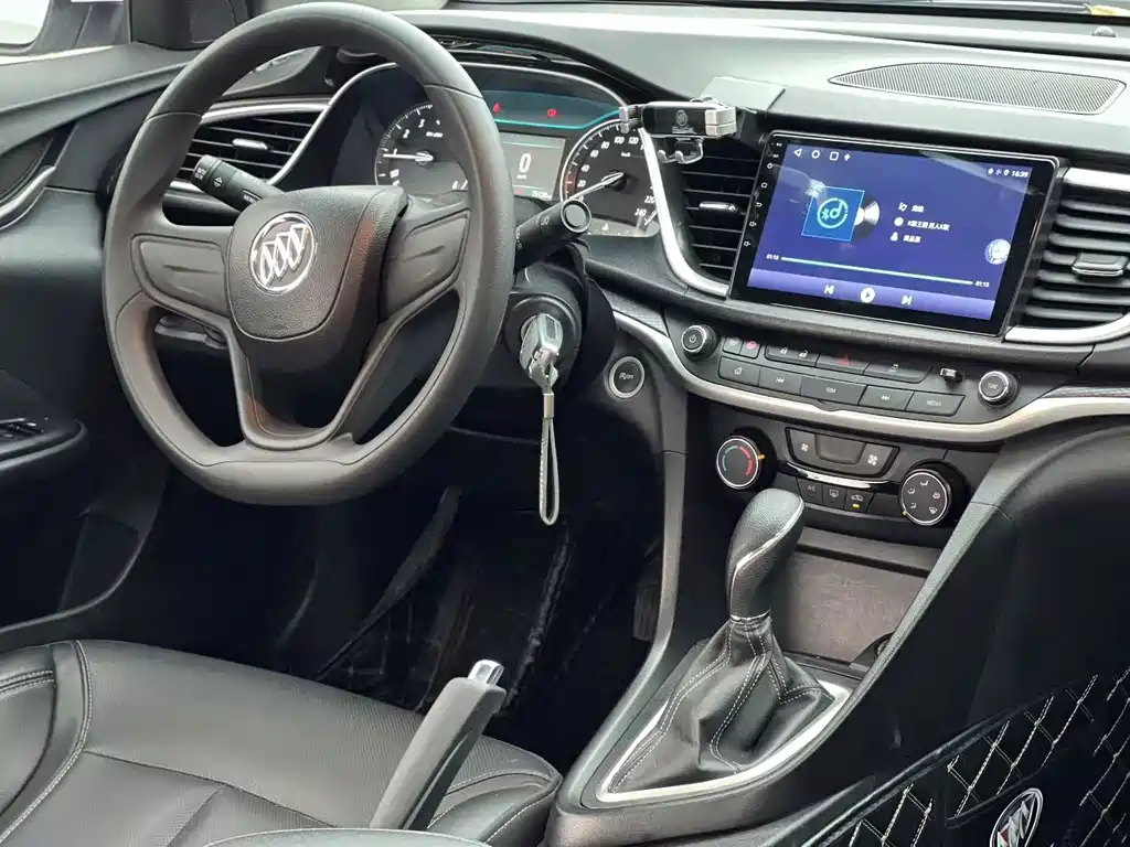 Buick Excelle — миниатюра 8