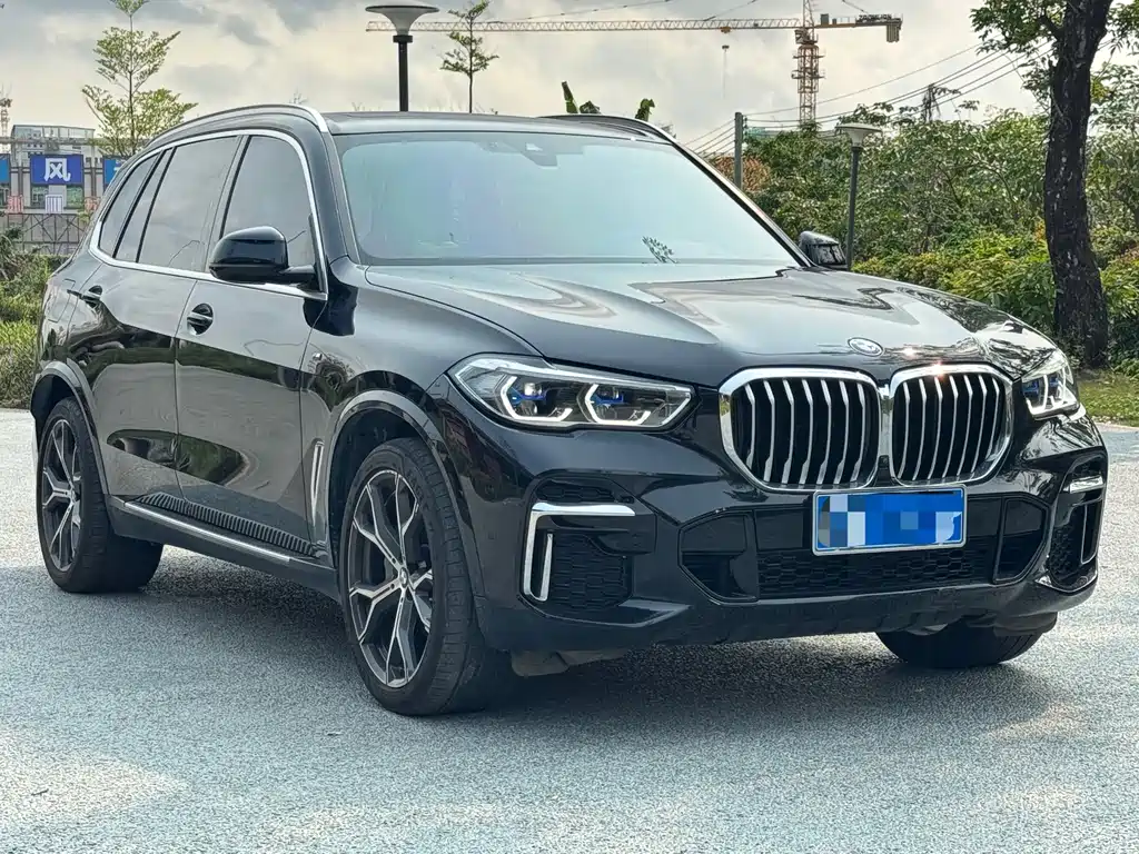 BMW X5 2022 xDrive 40Li M Sport