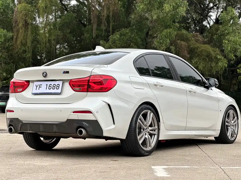 BMW 1 Series 1 2019 120i Lead M Sport