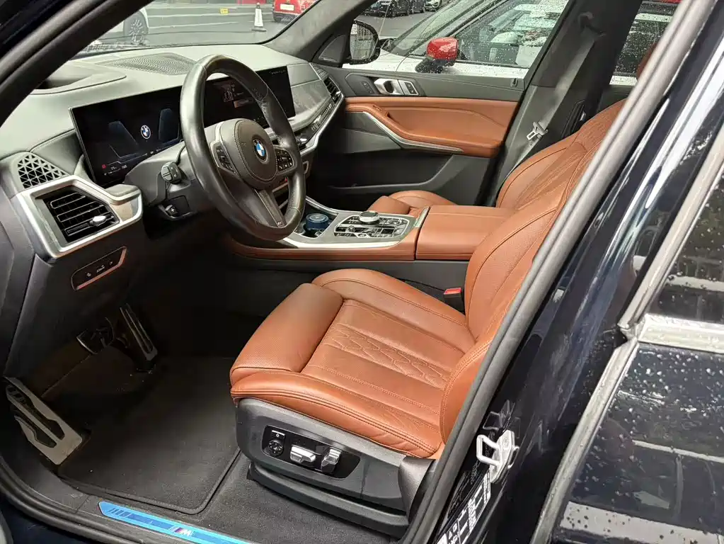 BMW X7 — миниатюра 3
