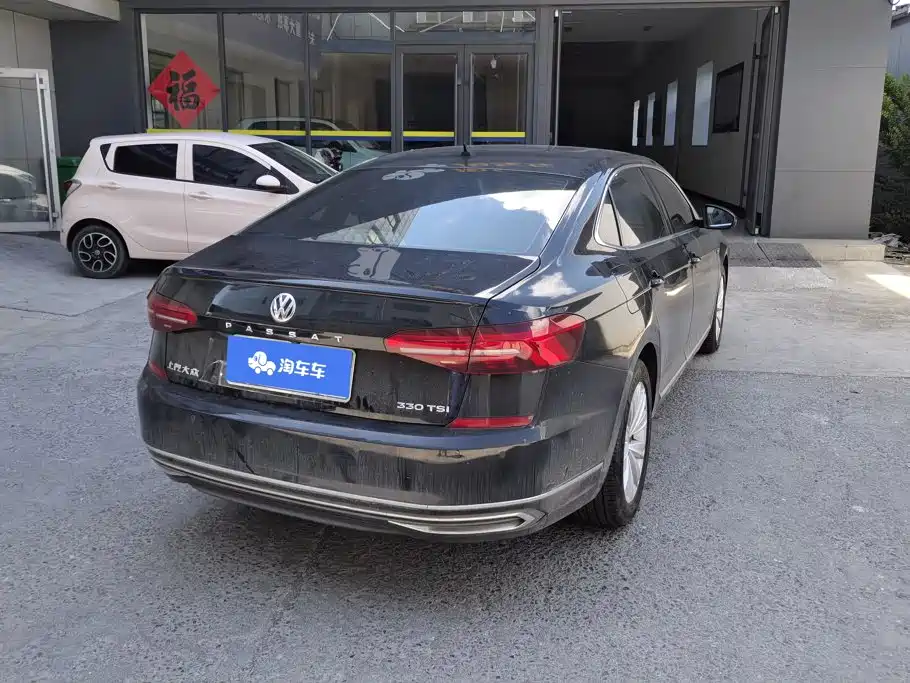 Volkswagen Passat — миниатюра 3