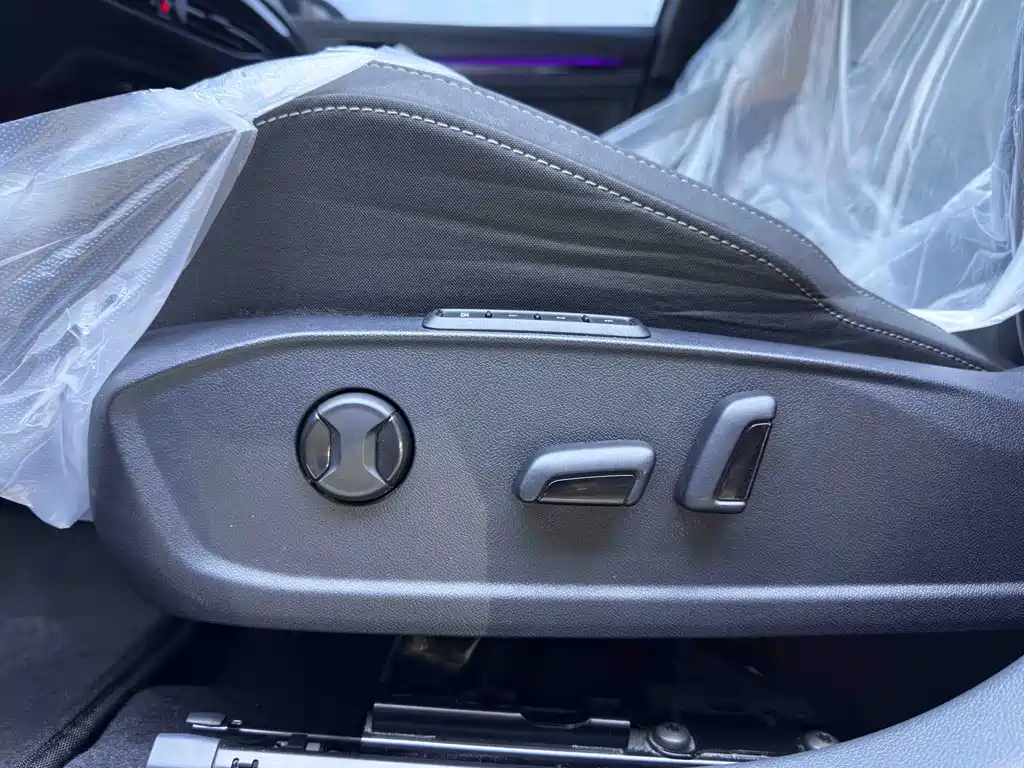 Volkswagen Golf — миниатюра 14