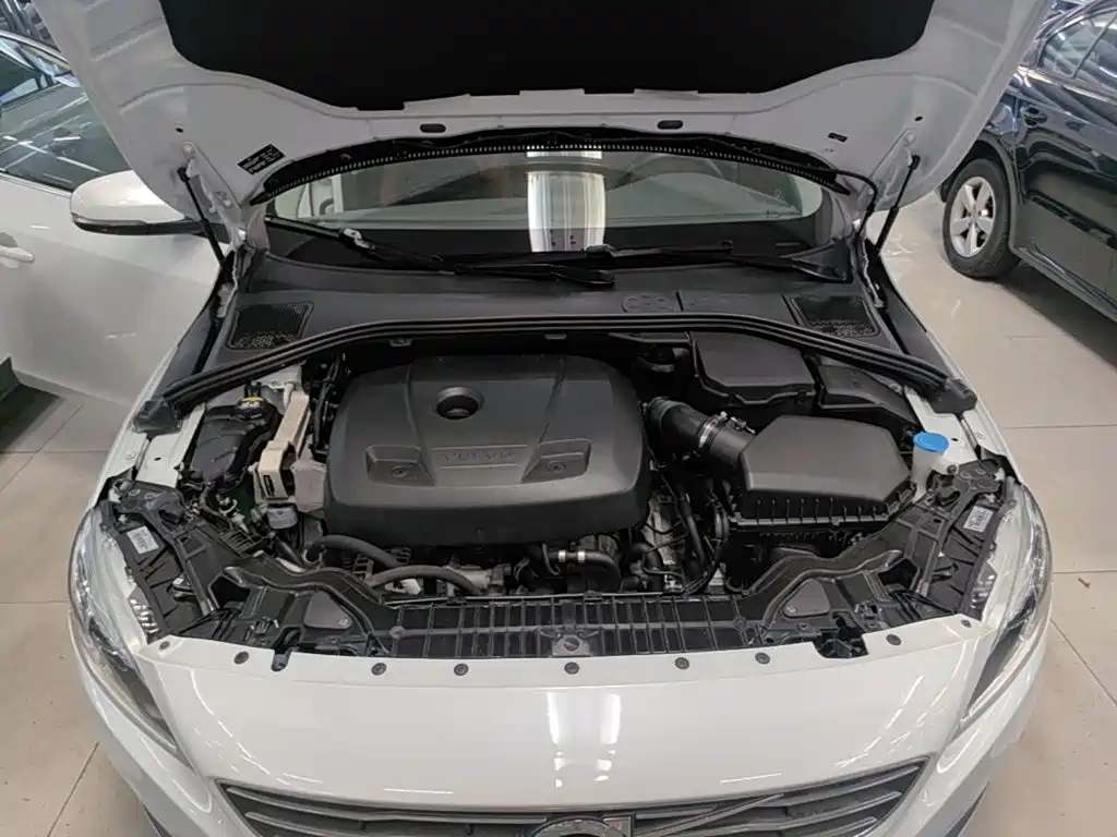 Volvo S60 — миниатюра 20