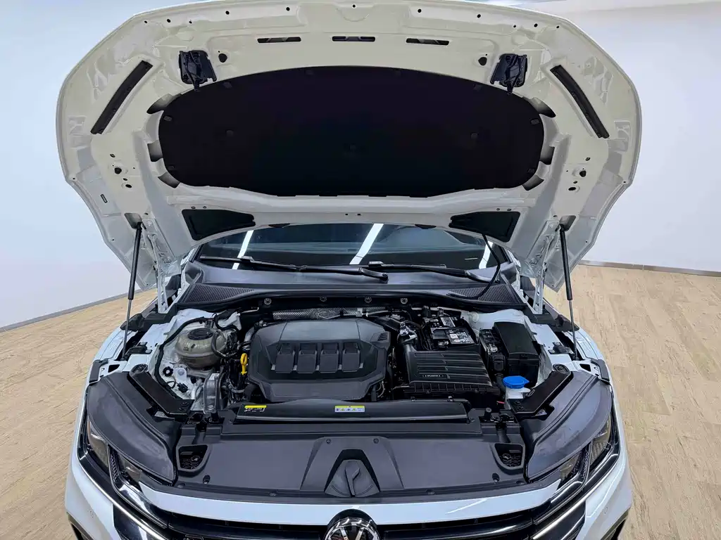 Volkswagen CC — миниатюра 8